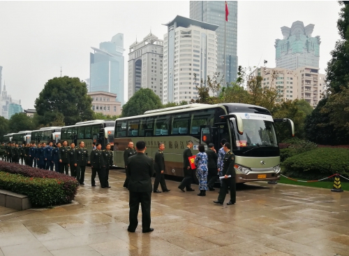 King Long Escorted the China International Import Expo