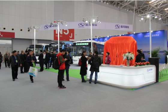 King Long Shines at Tianjin International Bus Exhibition